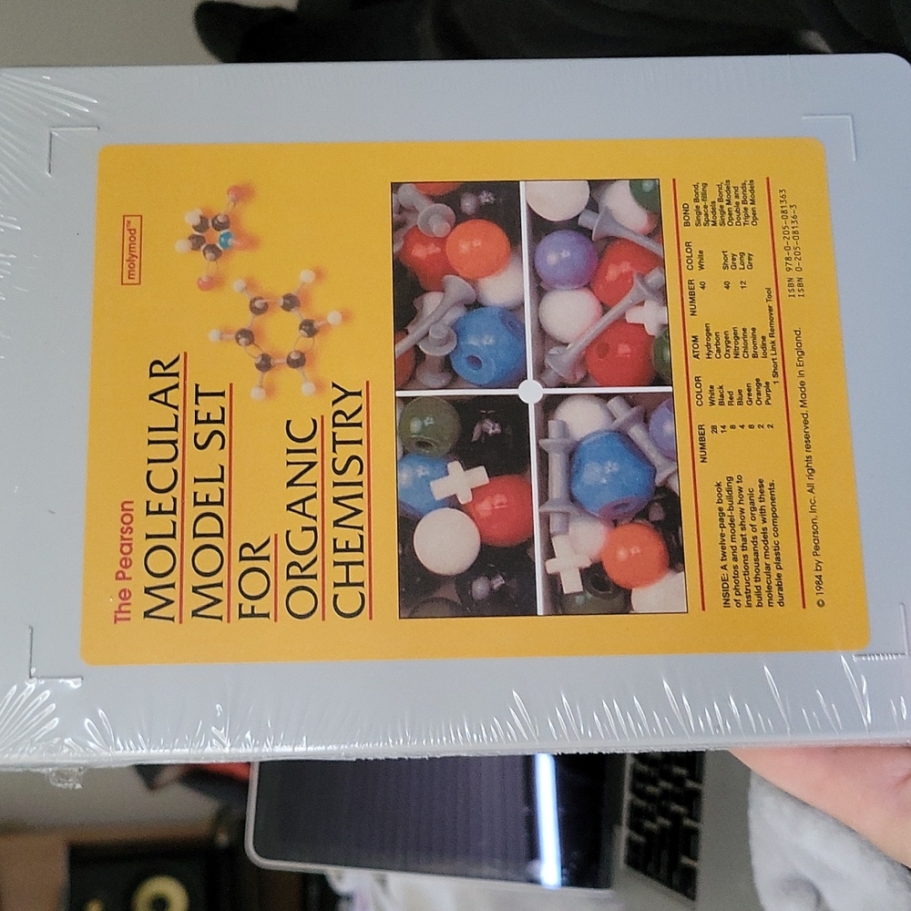 The Pearson Molecular Modeling Kit for O. Chem